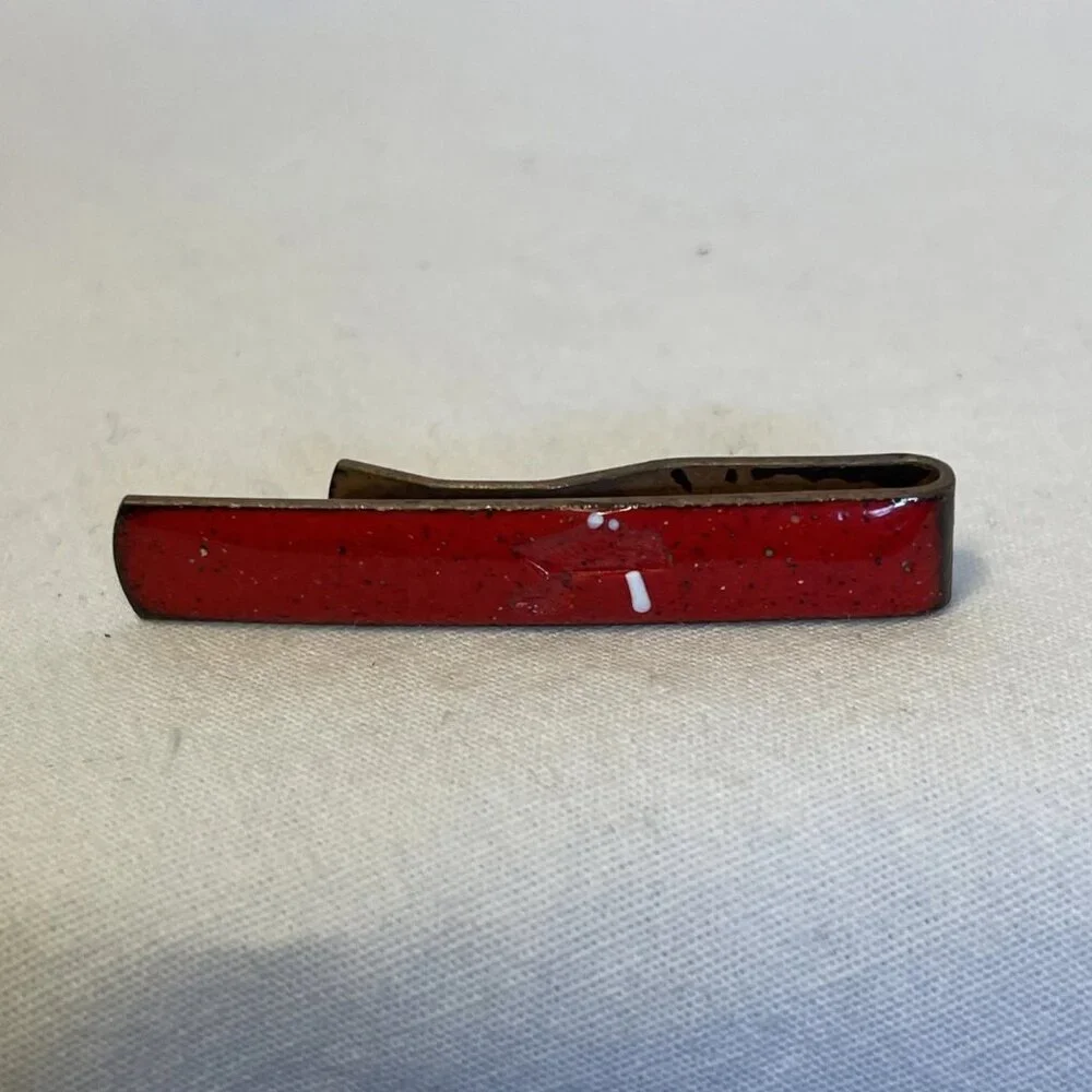 Painters Palette Cufflinks Red White Enamel On Copper with Matching Tie Bar
